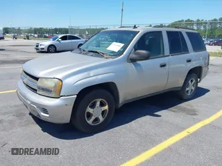 2006 Chevrolet TrailBlazer LS with VIN 1GNDS13S762123961, listed as a IAAI auction lot 42122088 with 241,349 mi miles and . Bid and sale history available at DreamBid. Image 2.