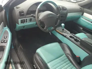 2002 Ford Thunderbird Hardtop Premium z VIN 1FAHP60A62Y128330, wystawiony jako Copart lot #71269834 z przebiegiem 96 182 mil mil oraz Szkoda całkowita • Salvage title. Historia ofert i sprzedaży dostępna na DreamBid. Obrazek 8.