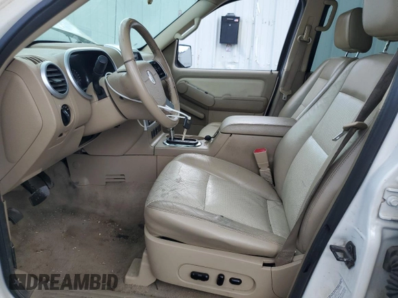 2007 Mercury Mountaineer Premier with VIN 4M2EU48E17UJ04785, listed as a Copart auction lot 61653585 with 146,980 mi miles and Salvage title. Bid and sale history available at DreamBid. Image 7.