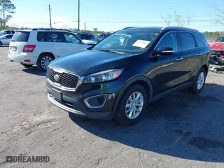 2016 Kia Sorento LX with VIN 5XYPG4A56GG140800, listed as a IAAI auction lot 41828064 with 174,113 mi miles. Bid and sale history available at carsss.com. Image 17.