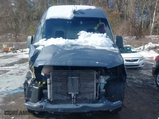 2019 Mercedes-Benz Sprinter Cargo Van with VIN WD4PF0CD8KP046669, listed as a IAAI auction lot 41575733 with 140,492 mi miles. Bid and sale history available at carsss.com. Image 13.