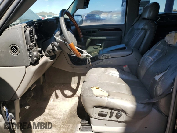 2002 Cadillac Escalade z VIN 1GYEK63N82R329743, wystawiony jako Copart lot #56587295 z przebiegiem 215 694 mil mil oraz Szkoda całkowita • Salvage title. Historia ofert i sprzedaży dostępna na DreamBid. Obrazek 7.
