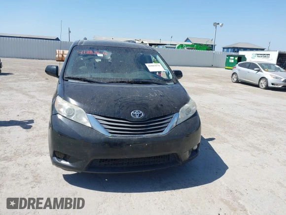 2013 Toyota Sienna XLE AAS z VIN 5TDYK3DC6DS340954, wystawiony jako IAAI lot #41883676 z przebiegiem 190 812 mil mil oraz . Historia ofert i sprzedaży dostępna na DreamBid. Obrazek 12.