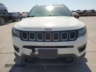 2020 Jeep Compass Latitude with VIN 3C4NJCBB7LT169197, listed as a Copart auction lot 74773554 with 107,814 mi miles and Salvage title. Bid and sale history available at DreamBid. Image 5.