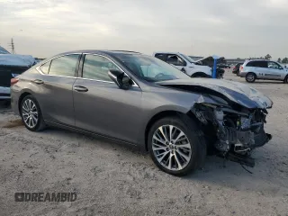 2019 Lexus ES 350 with VIN 58ABZ1B11KU001538, listed as a Copart auction lot 55641085 with 70,411 mi miles and Salvage Title. Bid and sale history available at DreamBid. Image 4.