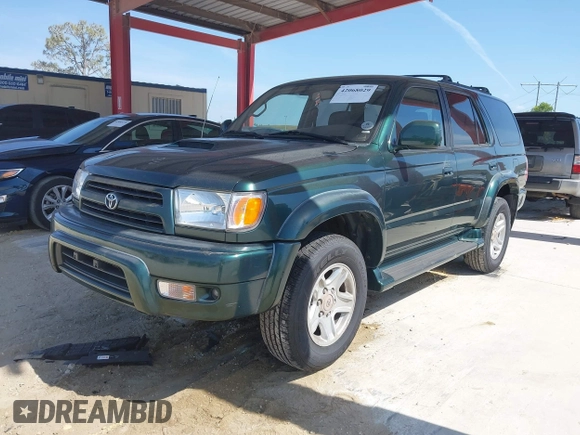 2000 Toyota 4Runner SR5 with VIN JT3GN86R9Y0153027, listed as a IAAI auction lot 42068029 with 188,171 mi miles and . Bid and sale history available at DreamBid. Image 2.