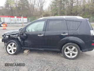 2007 Mitsubishi Outlander XLS z VIN JA4MT41X97Z018573, wystawiony jako IAAI lot #41937728 z przebiegiem 151 346 mil mil oraz . Historia ofert i sprzedaży dostępna na DreamBid. Obrazek 15.