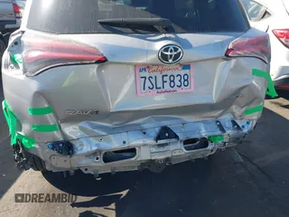 2017 Toyota RAV4 Limited with VIN 2T3YFREV8HW334780, listed as a IAAI auction lot 41973391 with 113,550 mi miles. Bid and sale history available at carsss.com. Image 6.