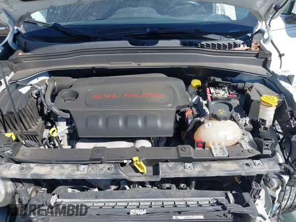 2015 Jeep Renegade Latitude with VIN ZACCJABT2FPC31041, listed as a IAAI auction lot 41626396 with 93,956 mi miles. Bid and sale history available at carsss.com. Image 10.