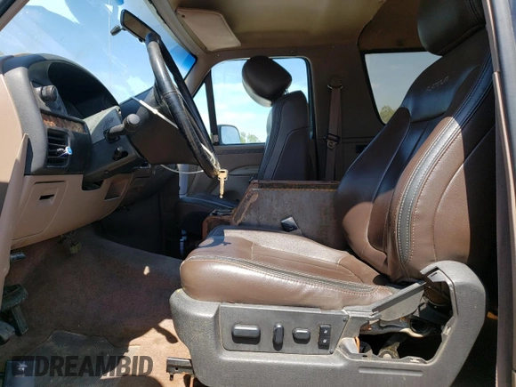 1992 Ford Bronco Custom with VIN 1FMEU15HXNLA27805, listed as a Copart auction lot 59922174 with Not Provided miles and Salvage Title. Bid and sale history available at DreamBid. Image 7.