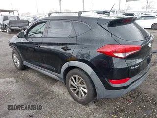 2017 Hyundai Tucson SE with VIN KM8J33A48HU276120, listed as a IAAI auction lot 41731715 with 108,486 mi miles. Bid and sale history available at carsss.com. Image 3.