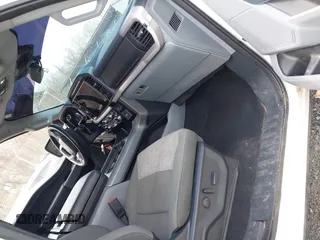 2023 Ford F-150 XL with VIN 1FTEW1C58PKE81292, listed as a IAAI auction lot 41900494 with 34,753 mi miles and . Bid and sale history available at DreamBid. Image 5.