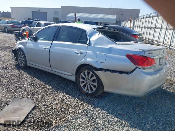 2011 Toyota Avalon with VIN 4T1BK3DB8BU399246, listed as a IAAI auction lot 41579012 with 170,644 mi miles. Bid and sale history available at carsss.com. Image 3.