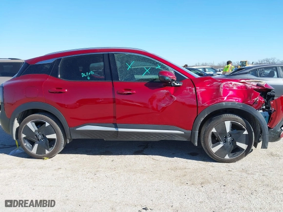 2025 Nissan Kicks SR with VIN 3N8AP6DA3SL303659, listed as a IAAI auction lot 41487639 with 14,454 mi miles. Bid and sale history available at carsss.com. Image 14.