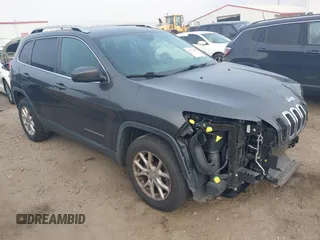 2016 Jeep Cherokee North with VIN 1C4PJMCS4GW359231, listed as a IAAI auction lot 40732344 with 206,035 mi miles and . Bid and sale history available at DreamBid. Image 1.