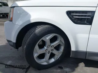 2013 Land Rover Range Rover Sport HSE z VIN SALSF2D46DA768686, wystawiony jako IAAI lot #41591453 z przebiegiem 111 563 mil mil oraz . Historia ofert i sprzedaży dostępna na DreamBid. Obrazek 6.