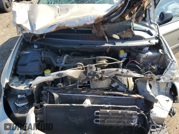 2005 Dodge Caravan SXT with VIN 2D4GP44L55R269181, listed as a Copart auction lot 52686155 with Not Provided miles and Salvage Title. Bid and sale history available at DreamBid. Image 12.