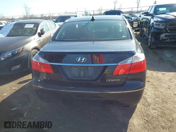 2011 Hyundai Genesis with VIN KMHGC4DF0BU114549, listed as a IAAI auction lot 41824114 with 142,970 mi miles. Bid and sale history available at carsss.com. Image 15.