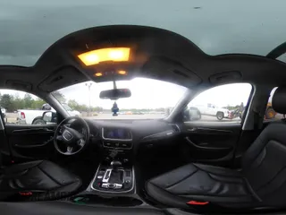 2014 Audi Q5 Premium Plus z VIN WA1LFAFPXEA036781, wystawiony jako IAAI lot #42330997 z przebiegiem 179 467 mil mil oraz . Historia ofert i sprzedaży dostępna na DreamBid. Obrazek 18.