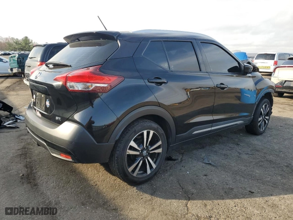 2018 Nissan Kicks SR with VIN 3N1CP5CUXJL528981, listed as a Copart auction lot 49956335 with 0 mi miles and Salvage Title. Bid and sale history available at carsss.com. Image 3.