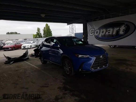 2024 Lexus NX 350h Premium с VIN 2T2GKCEZ0RC017557, выставлен на аукционе Copart как лот 54191605 с пробегом 23 121 миль миль и Списание • Salvage title. История ставок и продаж доступна на DreamBid. Изображение 14.