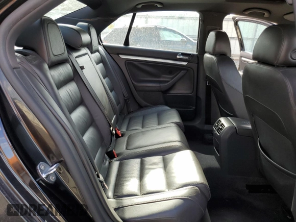 2006 Volkswagen Jetta Sedan GLI 2.0L Turbo with VIN 3VWXJ71K76M744413, listed as a Copart auction lot 72009804 with 82,715 mi miles and Salvage Title. Bid and sale history available at carsss.com. Image 10.