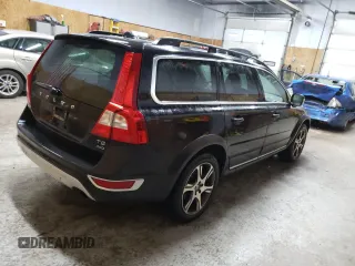 2012 Volvo XC70 T6 z VIN YV4902BZ8C1137200, wystawiony jako Copart lot #76371984 z przebiegiem 108 089 mil mil oraz Szkoda całkowita • Salvage title. Historia ofert i sprzedaży dostępna na DreamBid. Obrazek 3.