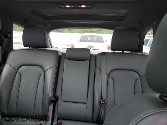 2015 Audi Q7 S line Prestige with VIN WA1DGAFE5FD005535, listed as a Copart auction lot 56905465 with 117,934 mi miles and Salvage title. Bid and sale history available at DreamBid. Image 10.