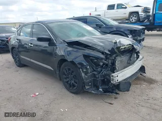 2018 Nissan Altima 2.5 SL with VIN 1N4AL3AP9JC472180, listed as a IAAI auction lot 41498291 with 67,852 mi miles. Bid and sale history available at carsss.com. Image 1.