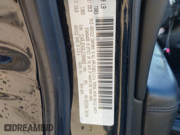 2018 Jeep Grand Cherokee Altitude with VIN 1C4RJEAG6JC300803, listed as a IAAI auction lot 41665023 with 158,828 mi miles. Bid and sale history available at carsss.com. Image 9.