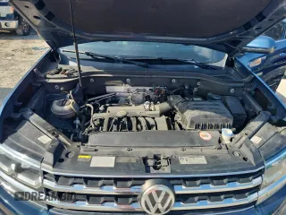 2018 Volkswagen Atlas SE with VIN 1V2DR2CA8JC509601, listed as a Copart auction lot 63747935 with 176,406 mi miles and Salvage title. Bid and sale history available at DreamBid. Image 12.