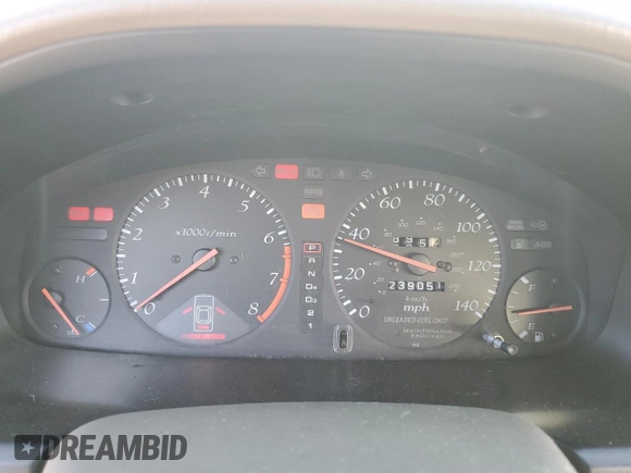 1998 Acura CL Premium z VIN 19UYA2254WL004534, wystawiony jako Copart lot #46339365 z przebiegiem 239 051 mil mil oraz Szkoda całkowita • Salvage title. Historia ofert i sprzedaży dostępna na DreamBid. Obrazek 9.