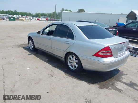 2002 Mercedes-Benz C with VIN WDBRF61J92E004472, listed as a IAAI auction lot 42144326 with 125,847 mi miles. Bid and sale history available at carsss.com. Image 3.