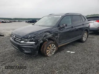 2020 Volkswagen Tiguan S z VIN 3VV1B7AX3LM110689, wystawiony jako Copart lot #54162485 z przebiegiem 80 653 mil mil oraz Szkoda całkowita • Salvage title. Historia ofert i sprzedaży dostępna na DreamBid. Obrazek 1.