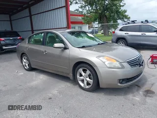 2007 Nissan Altima SL z VIN 1N4BL21EX7C201361, wystawiony jako IAAI lot #42329145 z przebiegiem 62 244 mil mil oraz . Historia ofert i sprzedaży dostępna na DreamBid. Obrazek 1.