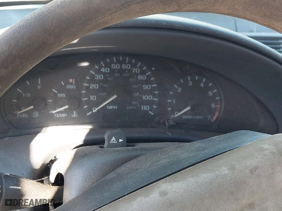 2000 Chevrolet Cavalier with VIN 1G1JC124XY7301050, listed as a IAAI auction lot 41982074 with 1 mi miles. Bid and sale history available at carsss.com. Image 7.