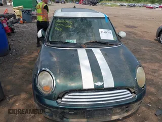 2010 MINI Hardtop with VIN WMWMF3C57ATZ24618, listed as a IAAI auction lot 42426752 with 68,973 mi miles and . Bid and sale history available at DreamBid. Image 6.