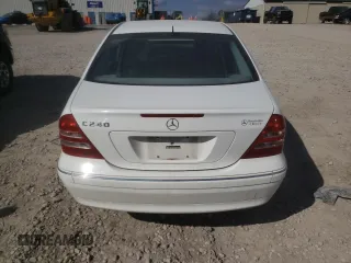 2001 Mercedes-Benz C 230/260/280/320 z VIN WDBRF61J61F037776, wystawiony jako Copart lot #43288745 z przebiegiem 224 041 mil mil oraz Szkoda całkowita • Salvage title. Historia ofert i sprzedaży dostępna na DreamBid. Obrazek 6.