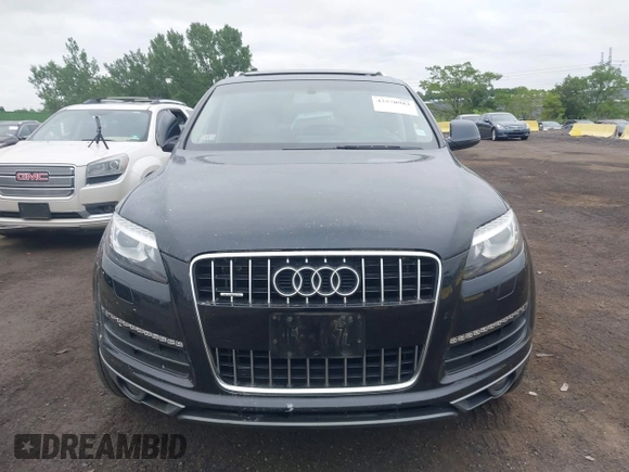 2010 Audi Q7 Premium Plus with VIN WA1LYAFE6AD007439, listed as a IAAI auction lot 42570983 with 96,542 mi miles and . Bid and sale history available at DreamBid. Image 13.