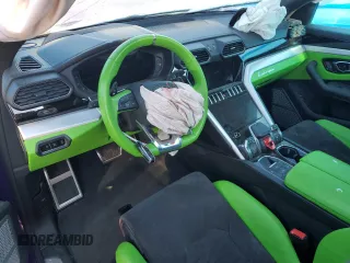 2022 Lamborghini Urus z VIN ZPBUA1ZL5NLA17828, wystawiony jako Copart lot #77248774 z przebiegiem Nie podano mil oraz Szkody całkowita. Historia ofert i sprzedaży dostępna na DreamBid. Obrazek 8.