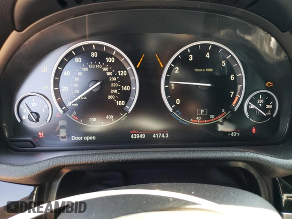 2018 BMW X4 xDrive28i with VIN 5UXXW3C52J0T82473, listed as a Copart auction lot 59122843 with 43,949 mi miles. Bid and sale history available at carsss.com. Image 9.