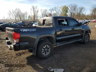 2017 Toyota Tacoma SR5 with VIN 3TMCZ5AN4HM110634, listed as a Copart auction lot 78436244 with 98,046 mi miles and Salvage Title. Bid and sale history available at carsss.com. Image 3.