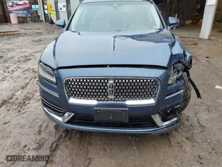 2019 Lincoln Nautilus Reserve with VIN 2LMPJ8LP9KBL14914, listed as a IAAI auction lot 41561348 with 8,887 mi miles. Bid and sale history available at carsss.com. Image 6.