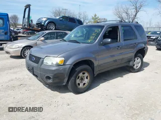 2007 Ford Escape XLS с VIN 1FMYU02Z77KA62394, выставлен на аукционе IAAI как лот 41858635 с пробегом 165 948 миль миль и . История ставок и продаж доступна на DreamBid. Изображение 2.