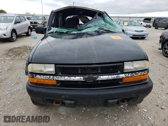 2000 Chevrolet Blazer LS z VIN 1GNCT18W9YK277871, wystawiony jako Copart lot #46158185 z przebiegiem Nie podano mil oraz Nie do naprawy • Non repairable. Historia ofert i sprzedaży dostępna na DreamBid. Obrazek 5.
