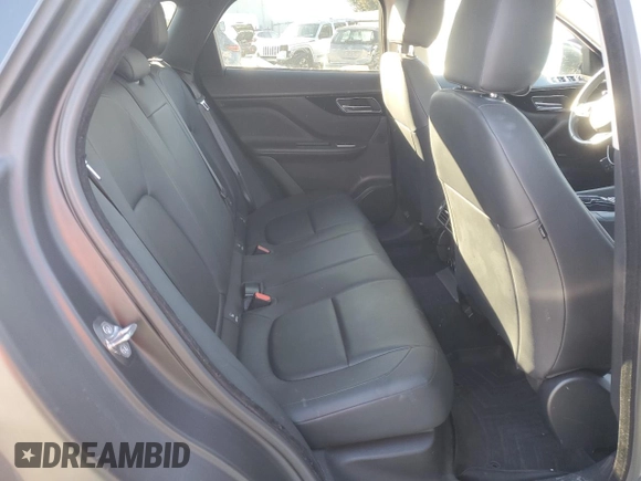 2017 Jaguar F-Pace 20d Premium с VIN SADCJ2BN7HA092331, выставлен на аукционе Copart как лот 87549975 с пробегом 129 951 миль миль и Чистый • Clean title. История ставок и продаж доступна на DreamBid. Изображение 11.