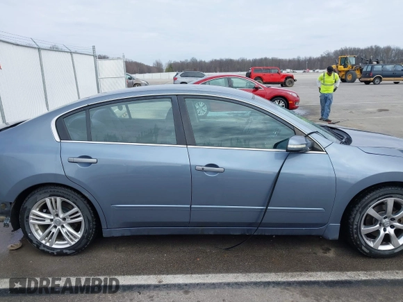 2010 Nissan Altima 3.5 SR with VIN 1N4BL2APXAN461269, listed as a IAAI auction lot 41688378 with 165,751 mi miles. Bid and sale history available at carsss.com. Image 14.