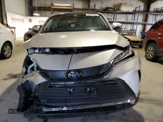 2024 Toyota Venza LE with VIN JTEAAAAH6RJ159376, listed as a Copart auction lot 58076254 with 1,933 mi miles and Salvage Title. Bid and sale history available at carsss.com. Image 5.