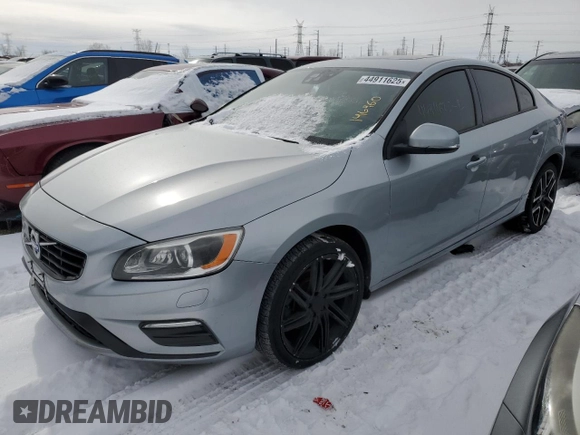 2018 Volvo S60 Dynamic with VIN YV126MFL9J2458491, listed as a Copart auction lot 44911625 with 146,960 mi miles and Clean Title. Bid and sale history available at carsss.com. Image 1.