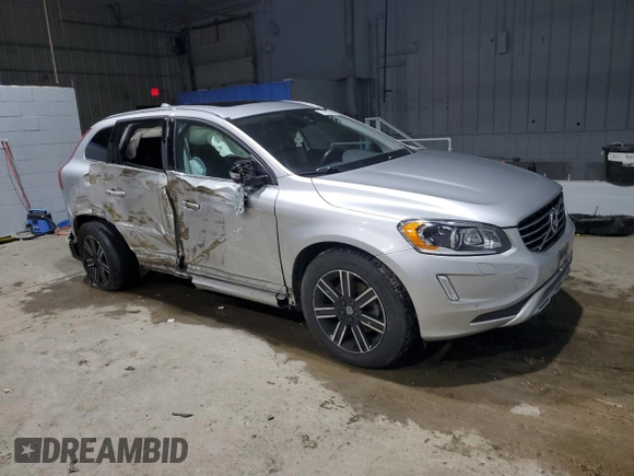 2017 Volvo XC60 Dynamic z VIN YV440MRR8H2115968, wystawiony jako Copart lot #84328474 z przebiegiem 89 953 mil mil oraz Szkoda całkowita • Salvage title. Historia ofert i sprzedaży dostępna na DreamBid. Obrazek 4.
